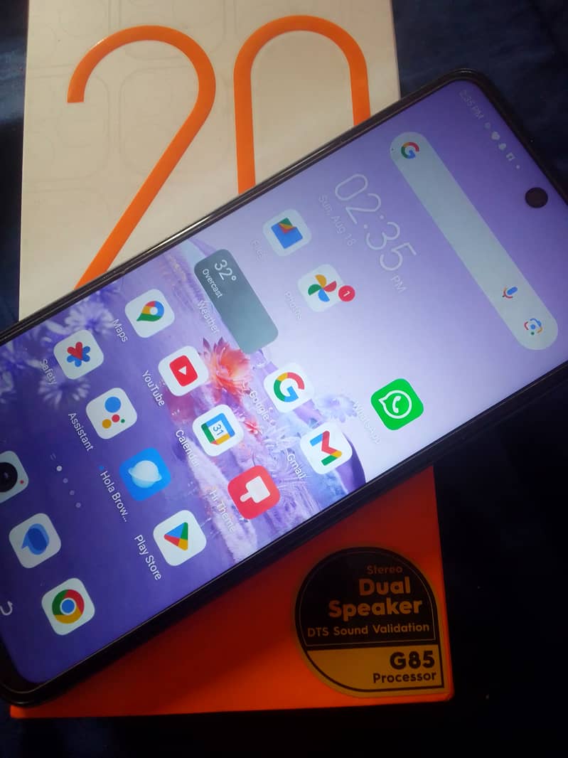 Tecno spark 20 8