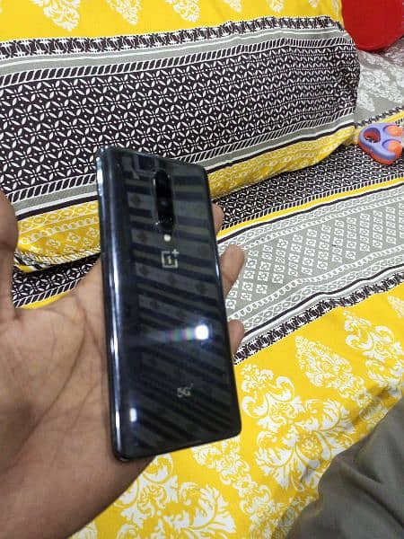 Oneplus 8 5G all okay ha PUBG 90 Fps  panel half s zda White hgya 3