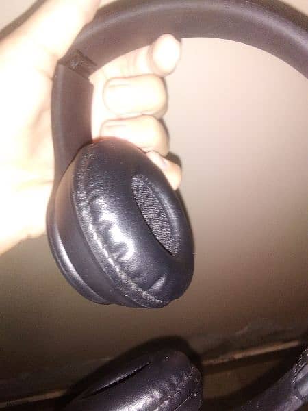 p47 new headphones 2