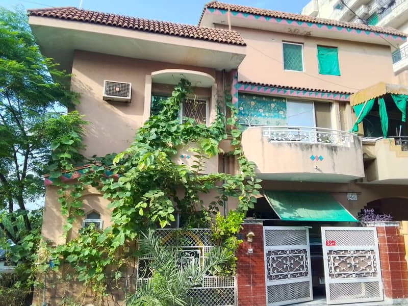 25*40 Corner House for sale in E-11/4 Islamabad Compound. 0334 5174621 0