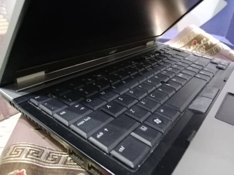 HP Ellite book laptop urgent Sale 9