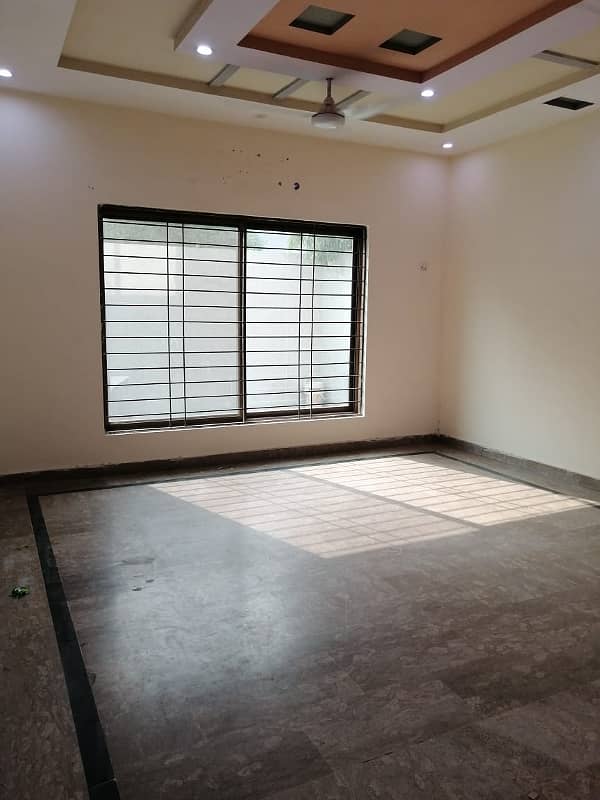 10 Marla Lower Portion For Rent At Very Prime Location 5