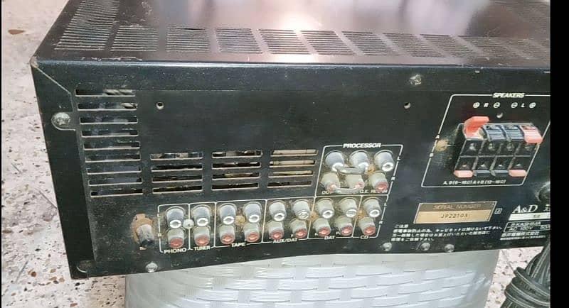 A&D 110VOLT AMPLIFIER 4