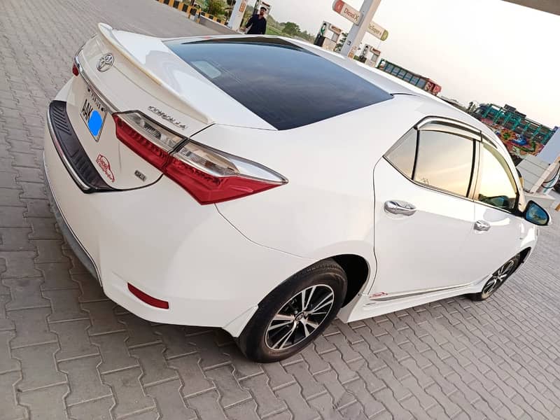 Toyota Corolla GLI 2019 5