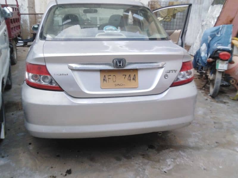 Honda City IDSI 2004 0