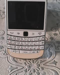 BlackBerry Bold Touch 9900 | Smarphone for Sale Non PTA