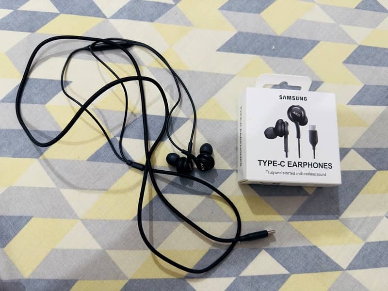 Samsung AKG Earphones Type C (10/10) 2