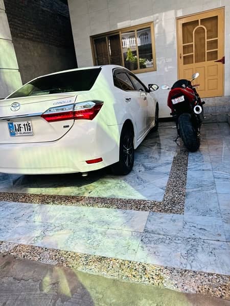 Toyota Corolla GLI 2018 automatic only call 03360523357 2