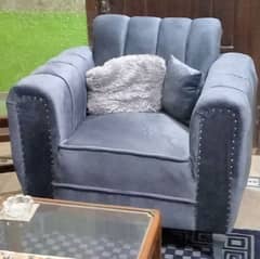 5 seater in good condition 0