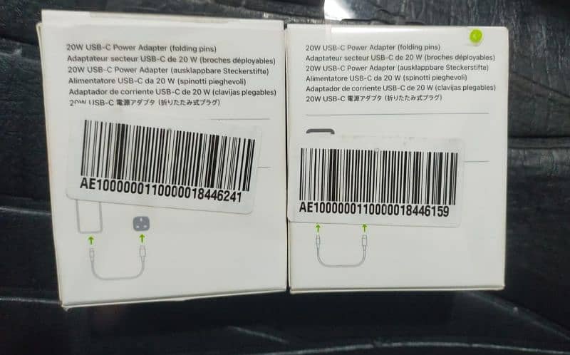 Iphone 15 pro max Type C 20W Original 3 pin App*le store adapter 1