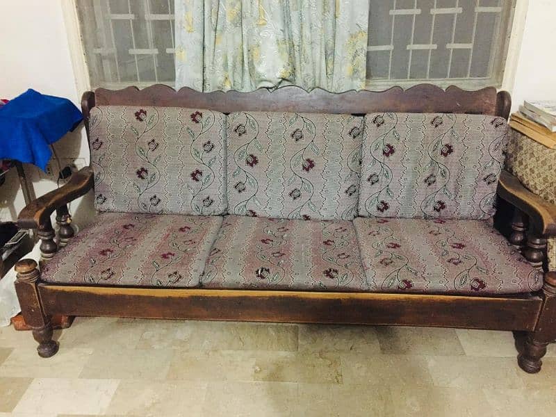 5 Seater Sofa 1