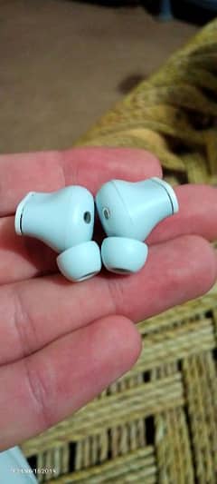 Beats original earbuds imported from America without charge case 0