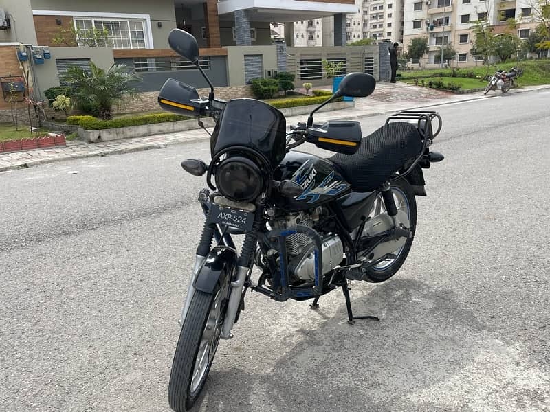 Suzuki GS150 SE 2019 2