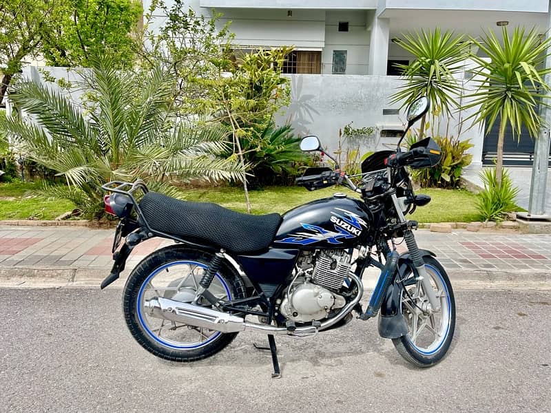 Suzuki GS150 SE 2019 4