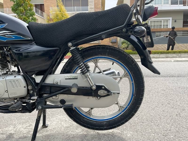 Suzuki GS150 SE 2019 6