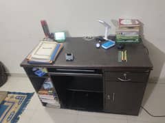 study table ٫ laptop table ٫ computer table ٫ office table ٫ executive