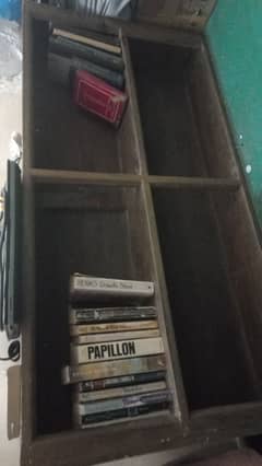 Bookshelf