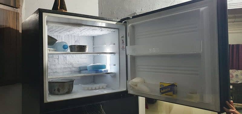 Kenwood Persona Refrigerator in mint Condition 2