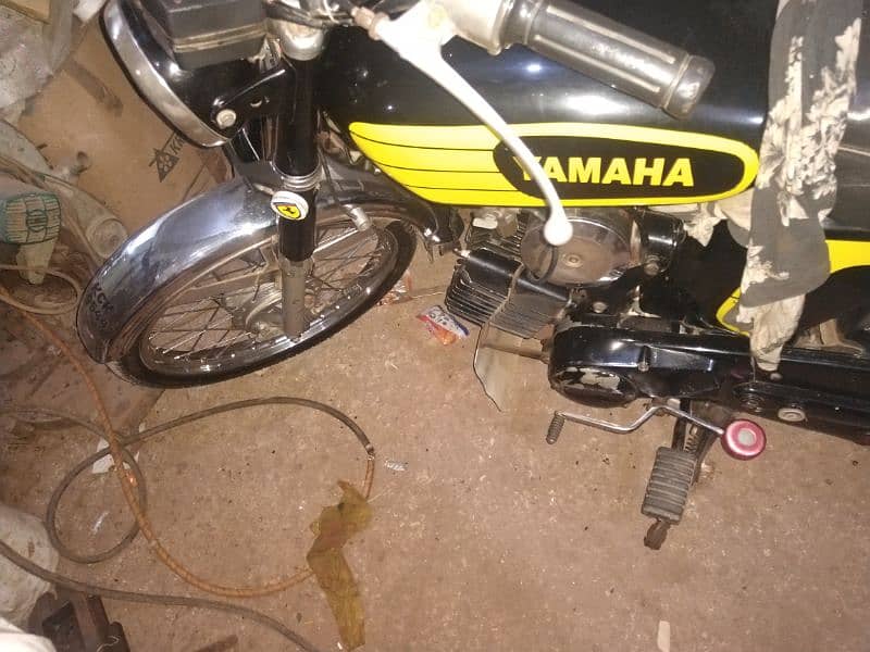 Yamaha 100 cc lo chalao koi Kam ni ha 7