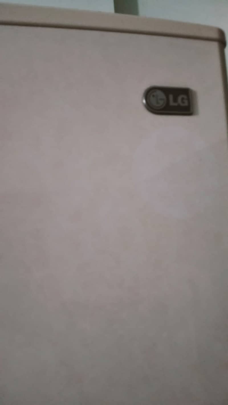 Lg refrigerator 0