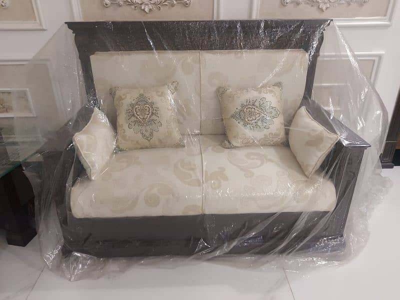 New Sofa Set for Sale 1