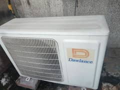 1.5 ton non inverter dawlance AC for sale