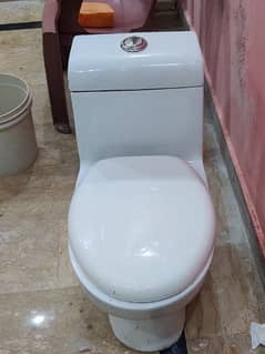 Commode unused new