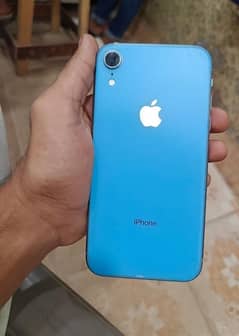 iPhone XR 0