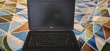 Dell Latitude E6640 0