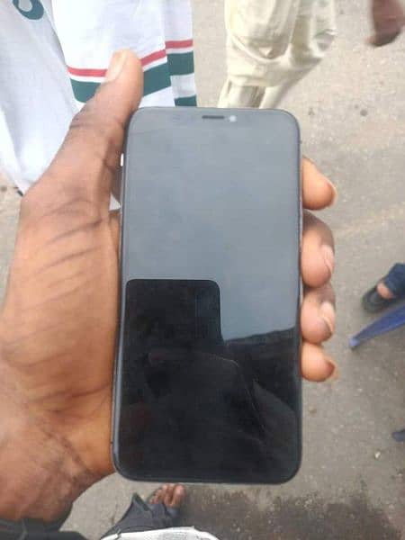 Urgent sales
iPhone X 
Very clean
Face ID is active 
64gb 0