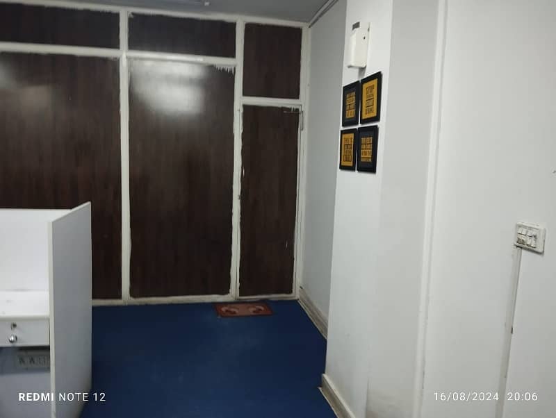 Office Available For Rent Main Boulevard Gulberg. 8