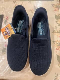 Skechers slip-ons