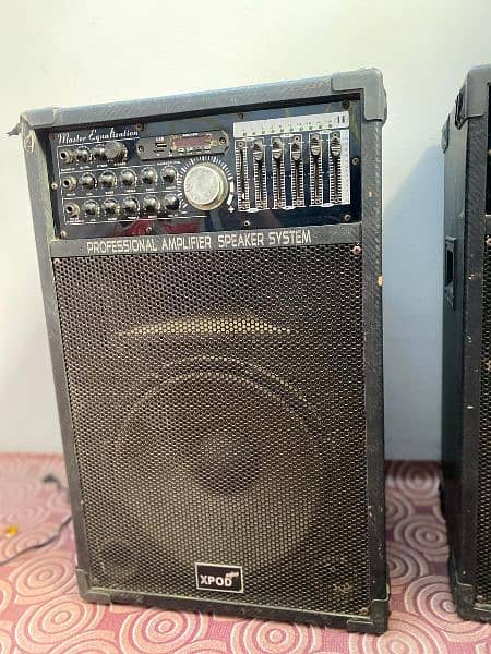 Set of 2 Speaker for sell 4