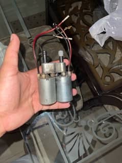 Alto 1000cc Fuel pump pair original qabli pump Mitsubishi