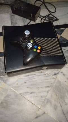 X BOX 360 SLIM 0