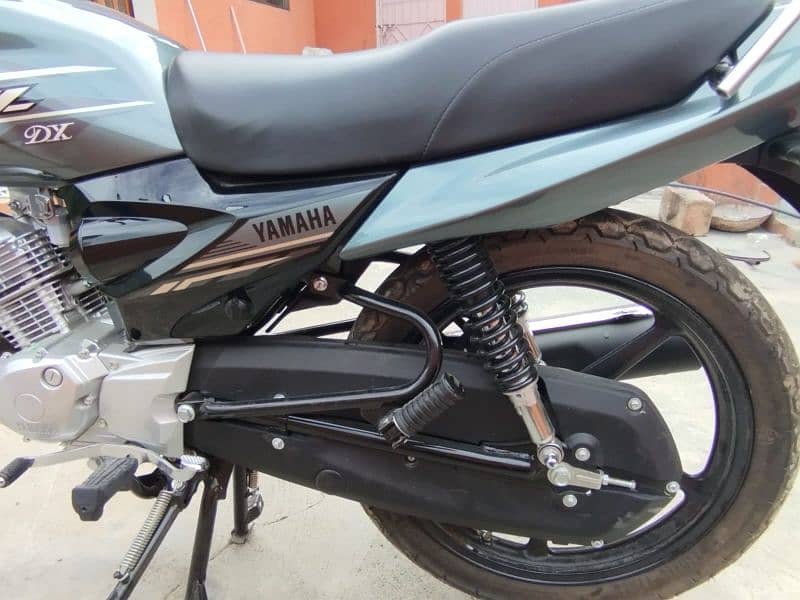 YB 125Z DX 3