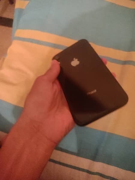 iPhone xr jv 64 gb 8