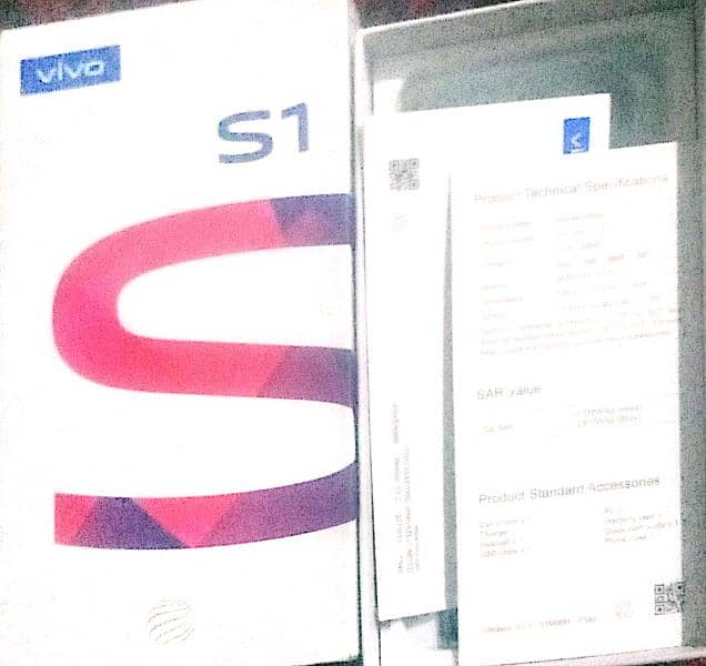 vivo s1 4/128 with box 3