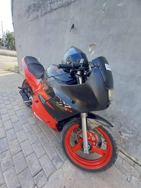 Suzuki 500 cc Japani Heavy Bike On Road Good Condition LHR 6