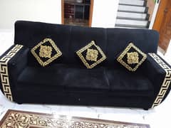 selling sofa sett