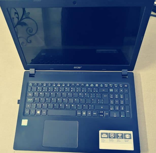 For Sale: Acer Aspire 3 i5 7 generation 1