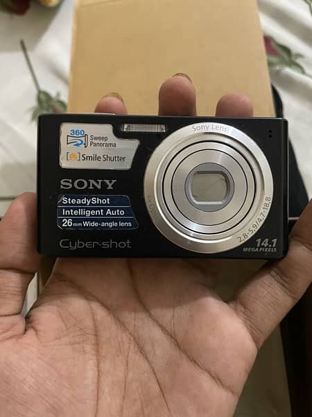 cyber shot sony imported camera very urgent sale 4