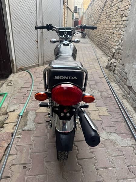 Honda CG125 special edition BLACK 7