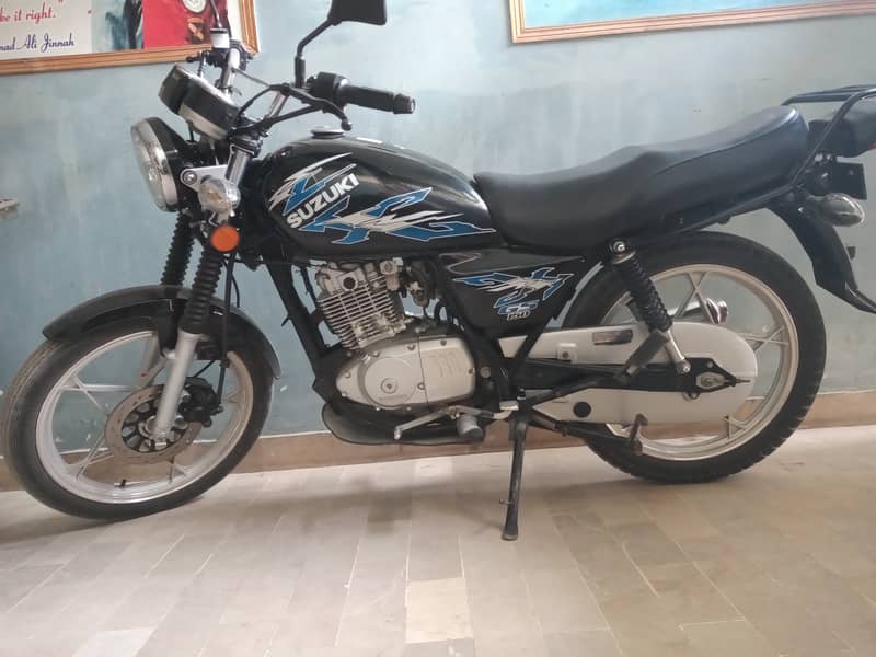 Suzuki GS 150 SE 2022 1