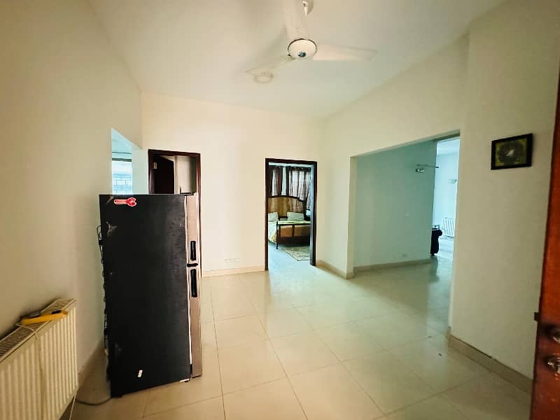 3 Bedroom Unfurnished Apartment Available For Rent In F11 4