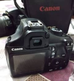 DSLR 1100D