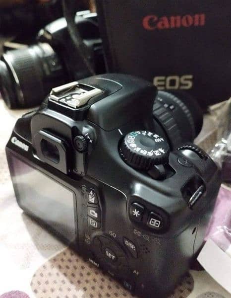 DSLR 1100D 1