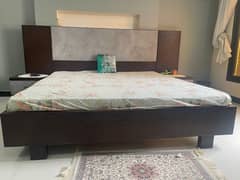 complete bed set with wardrobe 0