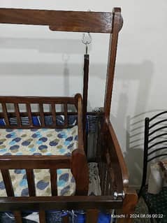 Baby bed and detachable swing Cort available for sale