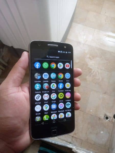 Motorola z force Droid 4gb RAM 32gb ROM 2